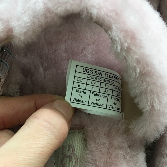 UGG Fuzz Yeah pink slides - Picture 4 of 6